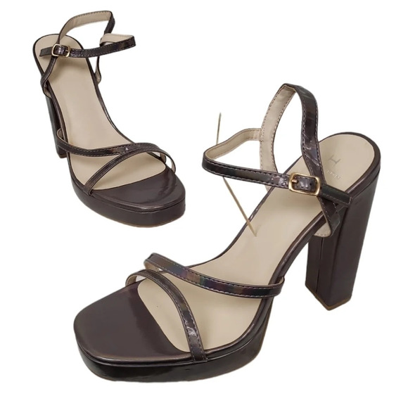 H by Halston SARDINIA ANKLE STRAP DRESS SANDALS IN PEWTER - Picture 1 of 16